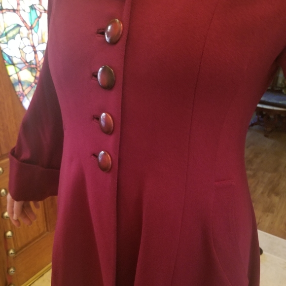 1950's Vintage Burgundy Swing Coat - Picture 5 of 7